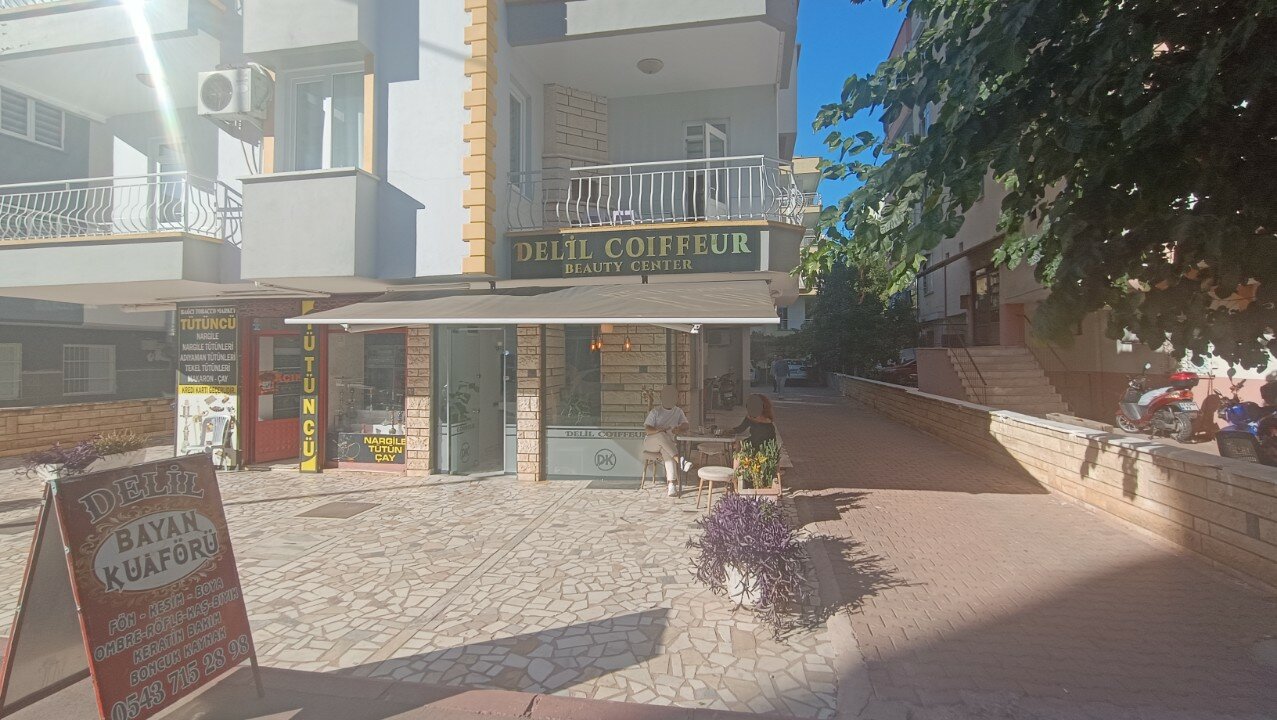 Delil Ladies' Hairdresser