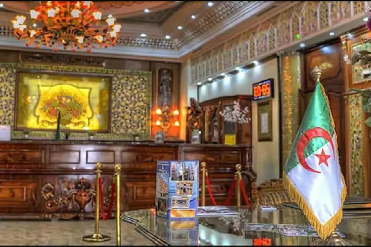 Фото Hotel Ville des Roses