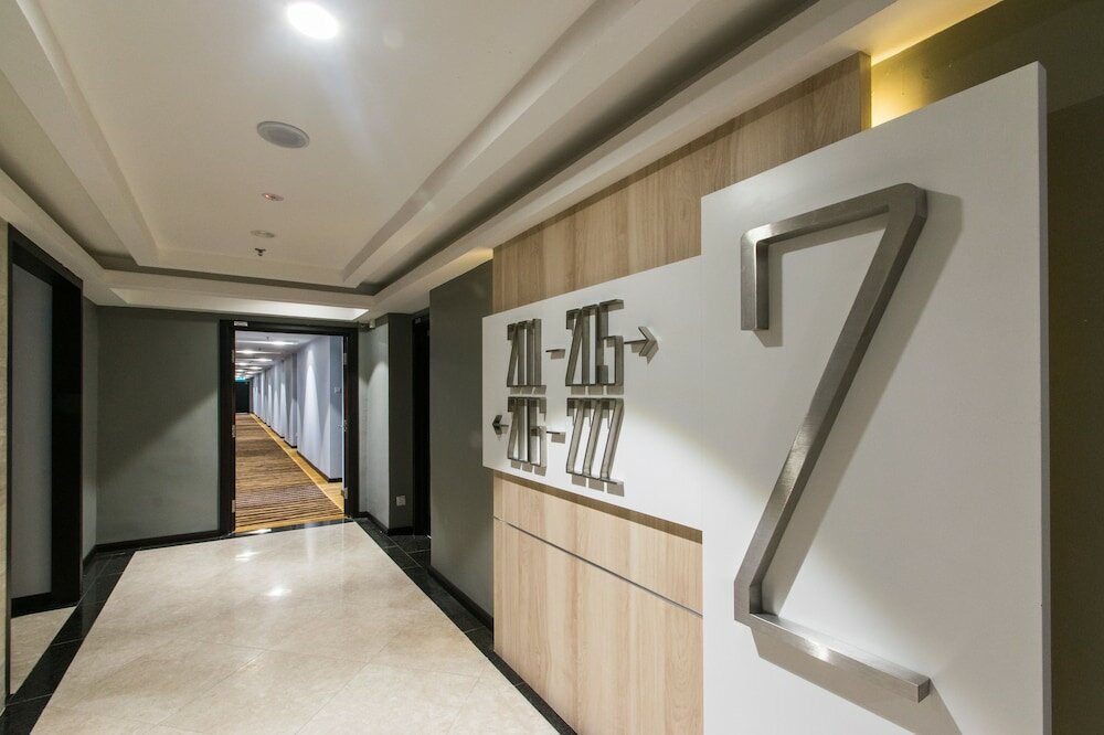 Фото Hotel Labuan Point