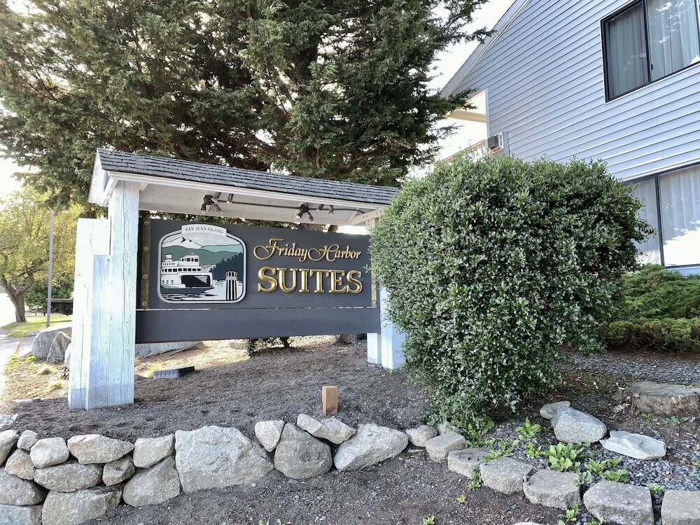 Фото Friday Harbor Suites