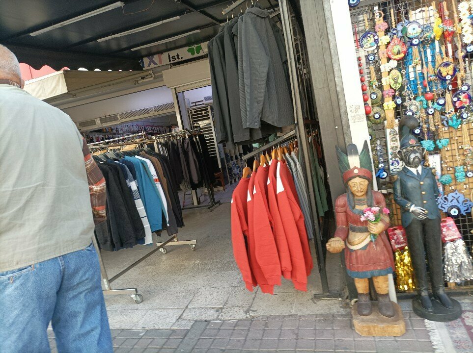 Clothing market Ist, Antalya, photo
