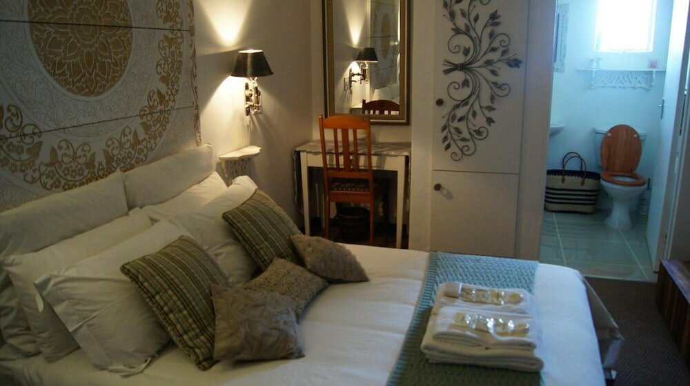 Фото Cunningham Cottage Guest House