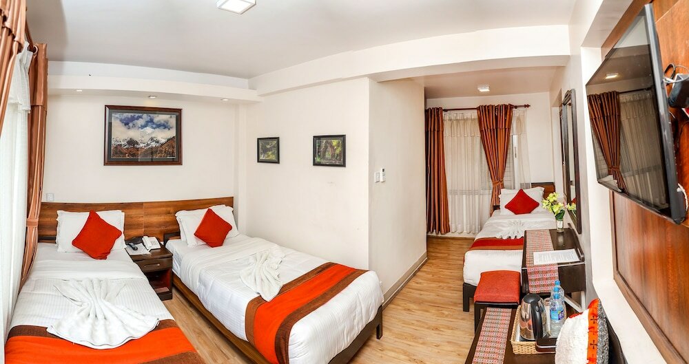 Фото Hotel Himalayan Oasis