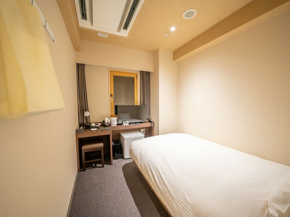 Фото Shinsaibashi Arty Inn