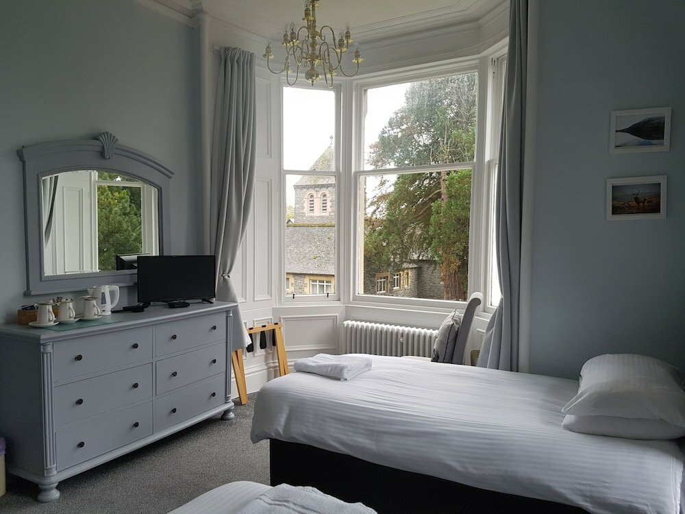 Фото McInnes House Hotel