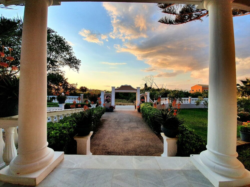 Фото Erofili Hotel