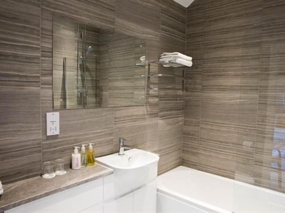 Фото Llwyn Onn Guest House