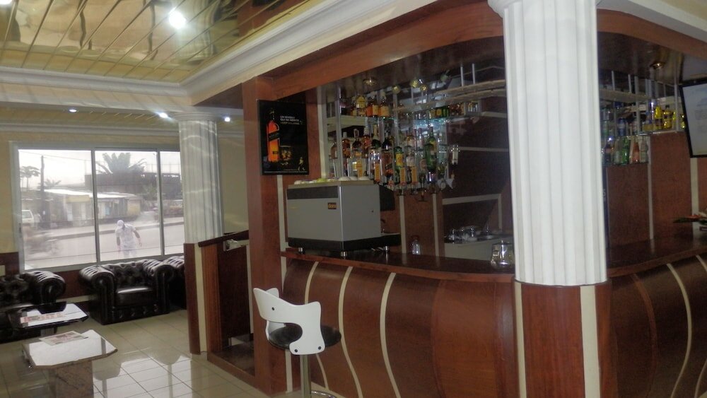 Фото Afrique Hotel Douala Airport