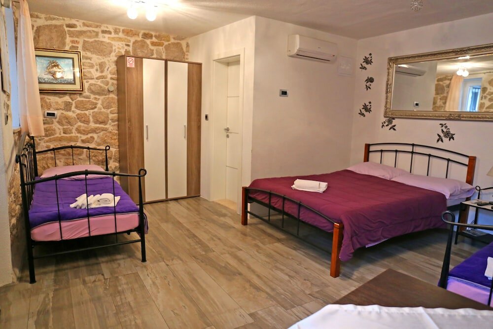 Фото Apartments Nikolla