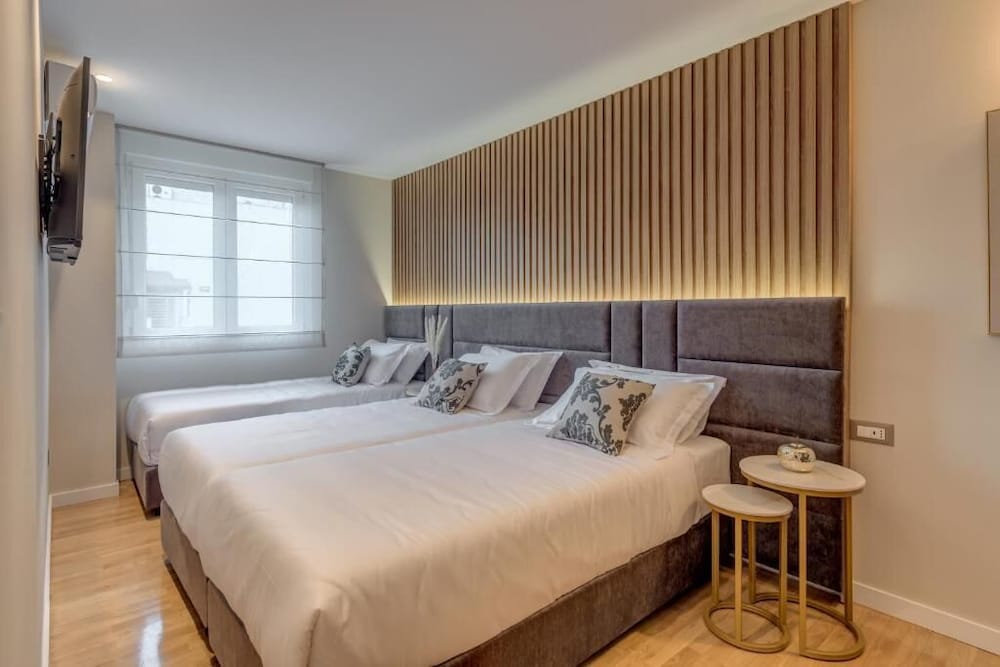 Фото Beachfront Holiday Apartments