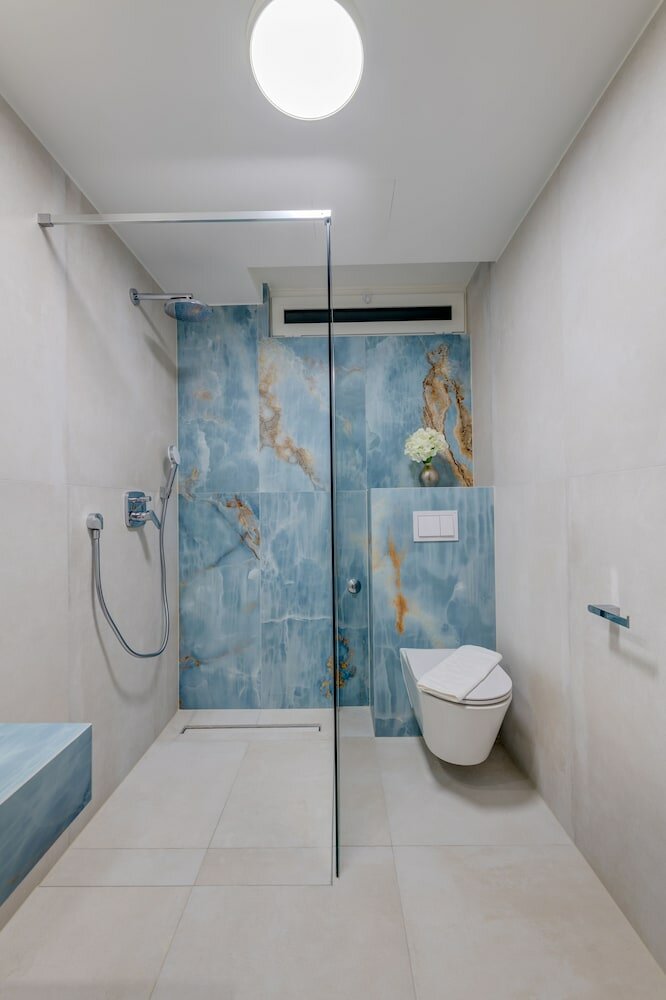 Фото Beachfront Holiday Apartments