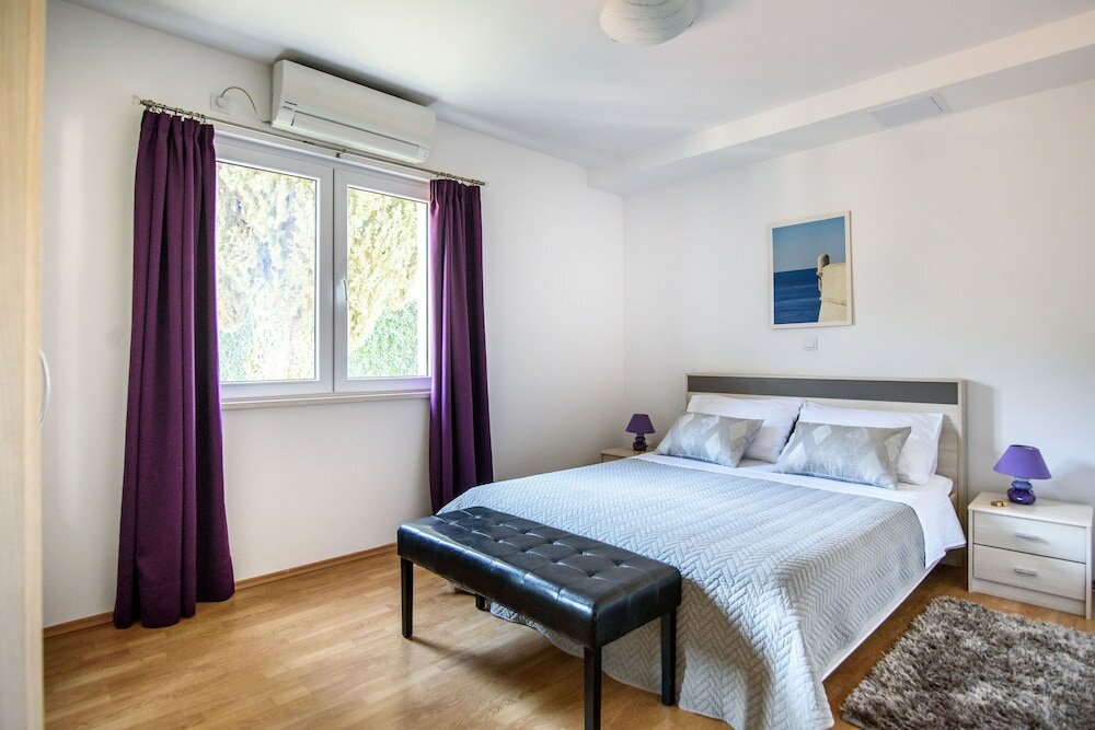 Фото California Apartments