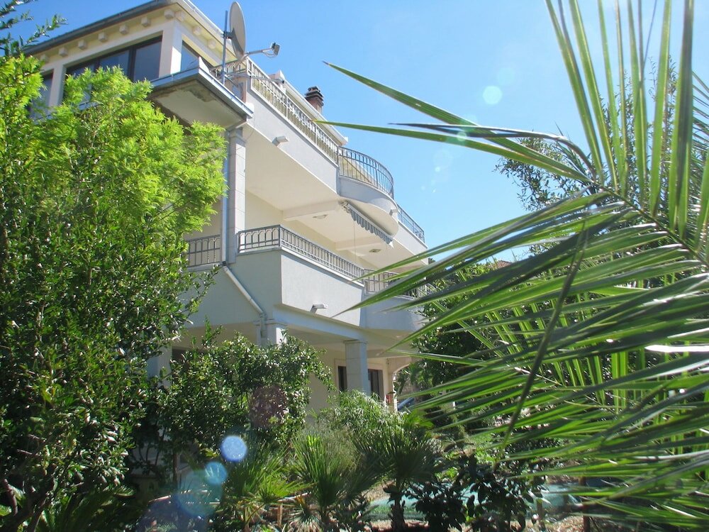 Фото Apartments Miljak