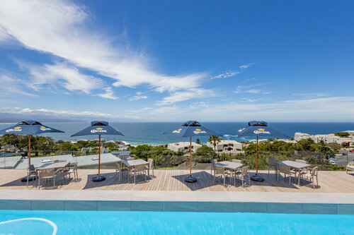 Гостиница Plett Quarter Hotel в Плеттенберг-Бей