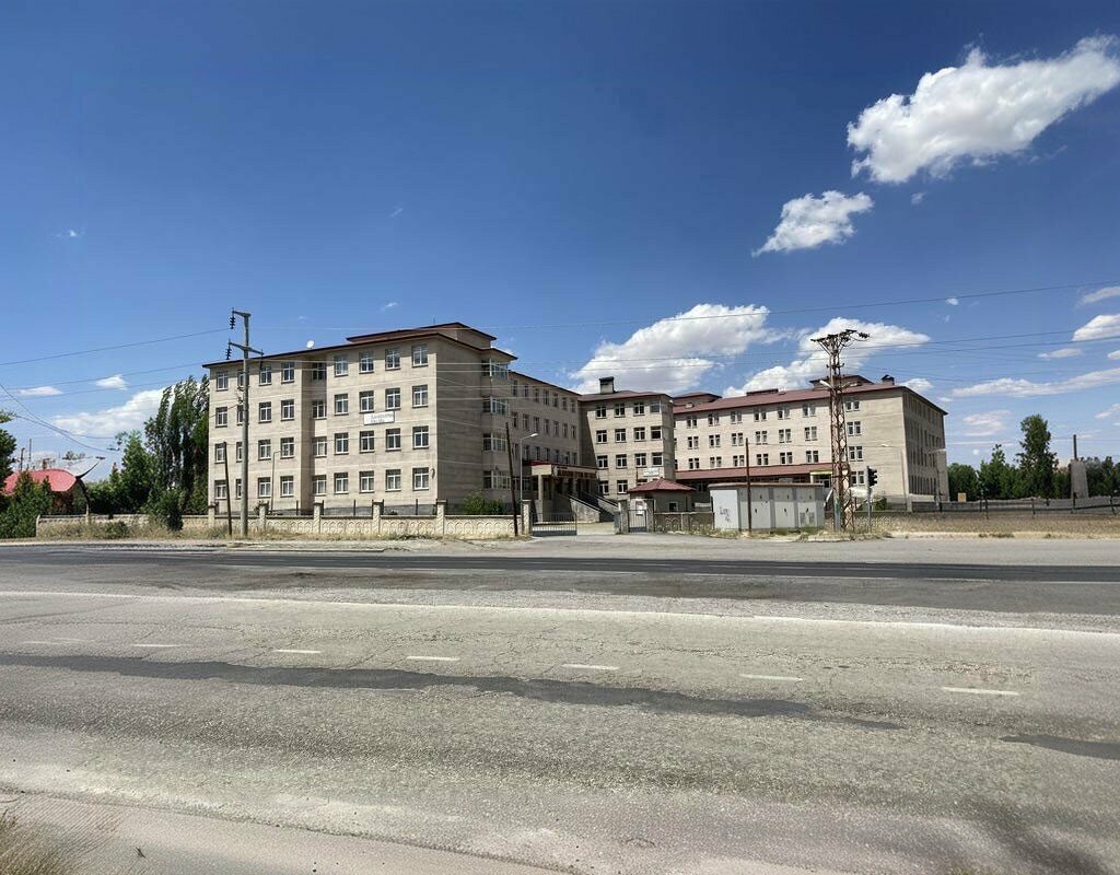 Lyceum Patnos Selahaddin Eyyubi Science High School, Patnos, photo