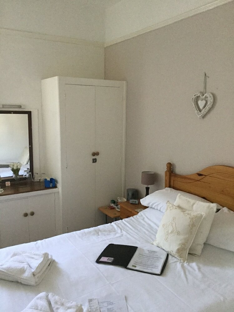 Фото Newburgh Guesthouse