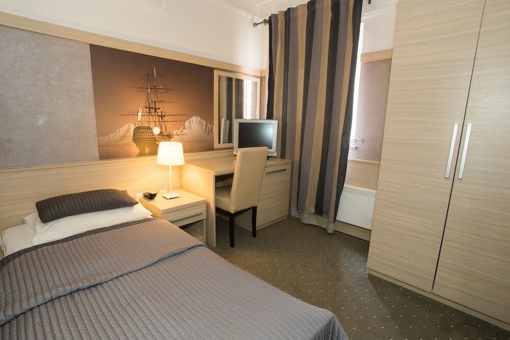 Фото Hotel Galija