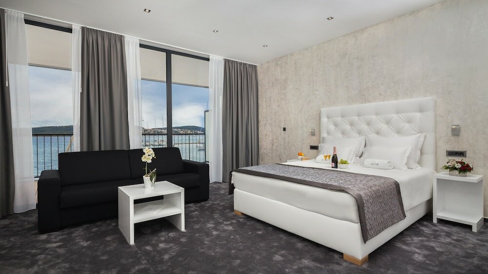 Фото Marina Baotić Apartments