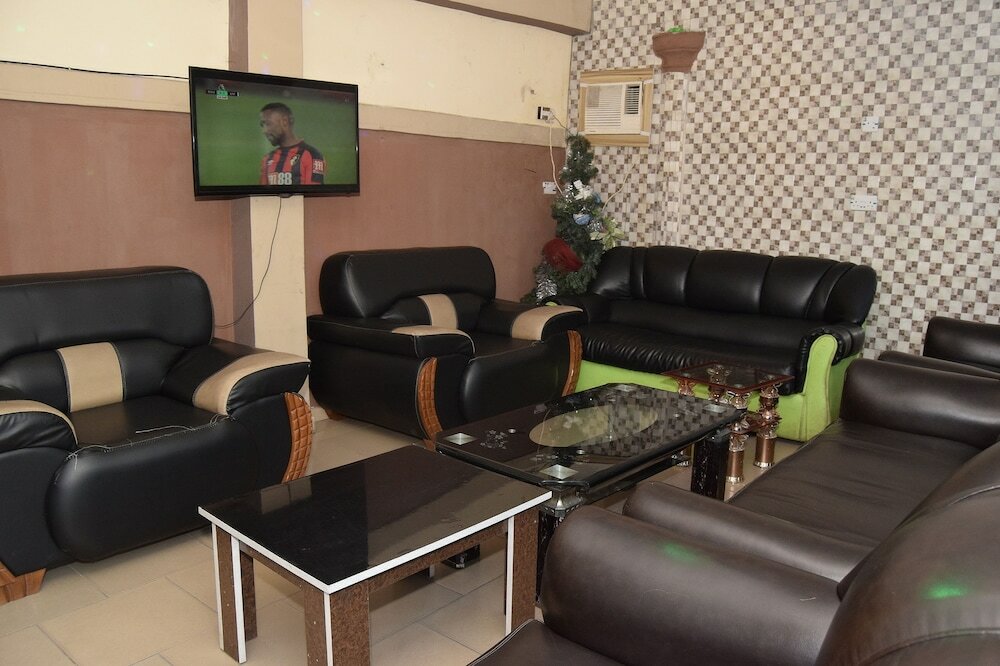 Фото De'elites Pool Bar & Inn