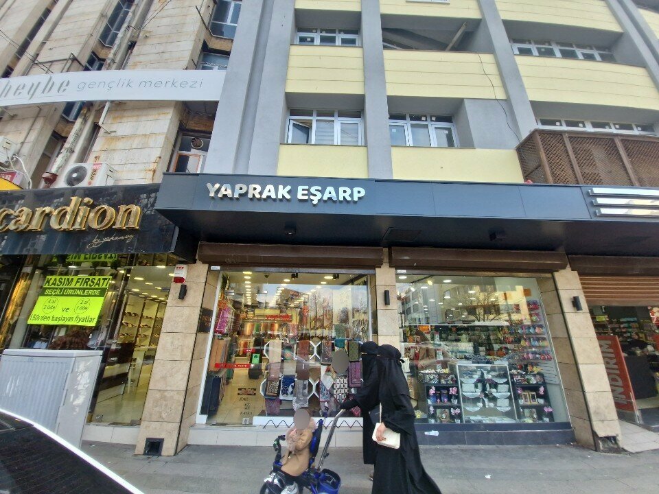 Clothing store Yaprak Scarf, Konya, photo