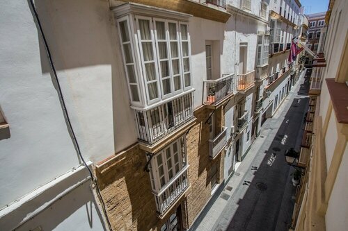 Внешний вид отеля Hotel Argantonio в Кадисе, фото 5