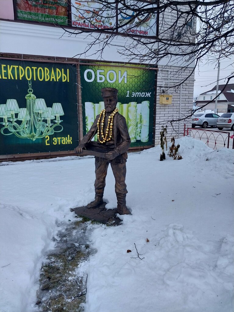 Genre sculpture Коробейник, Lixoslavl, photo