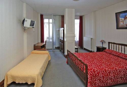 Фото Hotel Au Chapon Fin