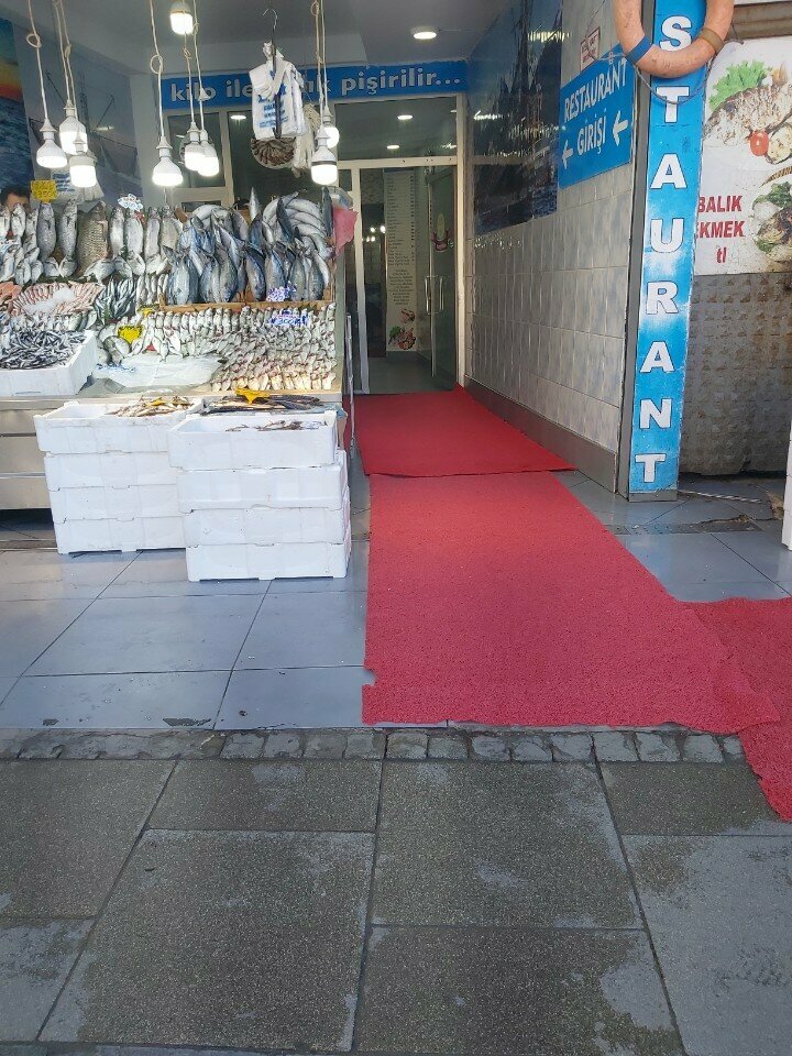 Ресторан Tekin Balıkçılık Ve Balık Restoranı, Стамбул, фото