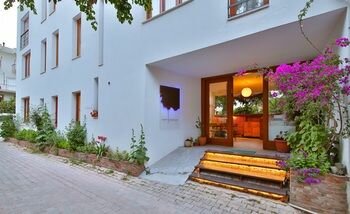 Внешний вид отеля Mare Nostrum Apart в Каше, фото 1