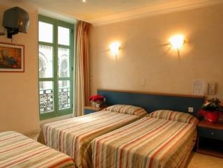 Фото Hotel Du Centre un hotel Ammi 