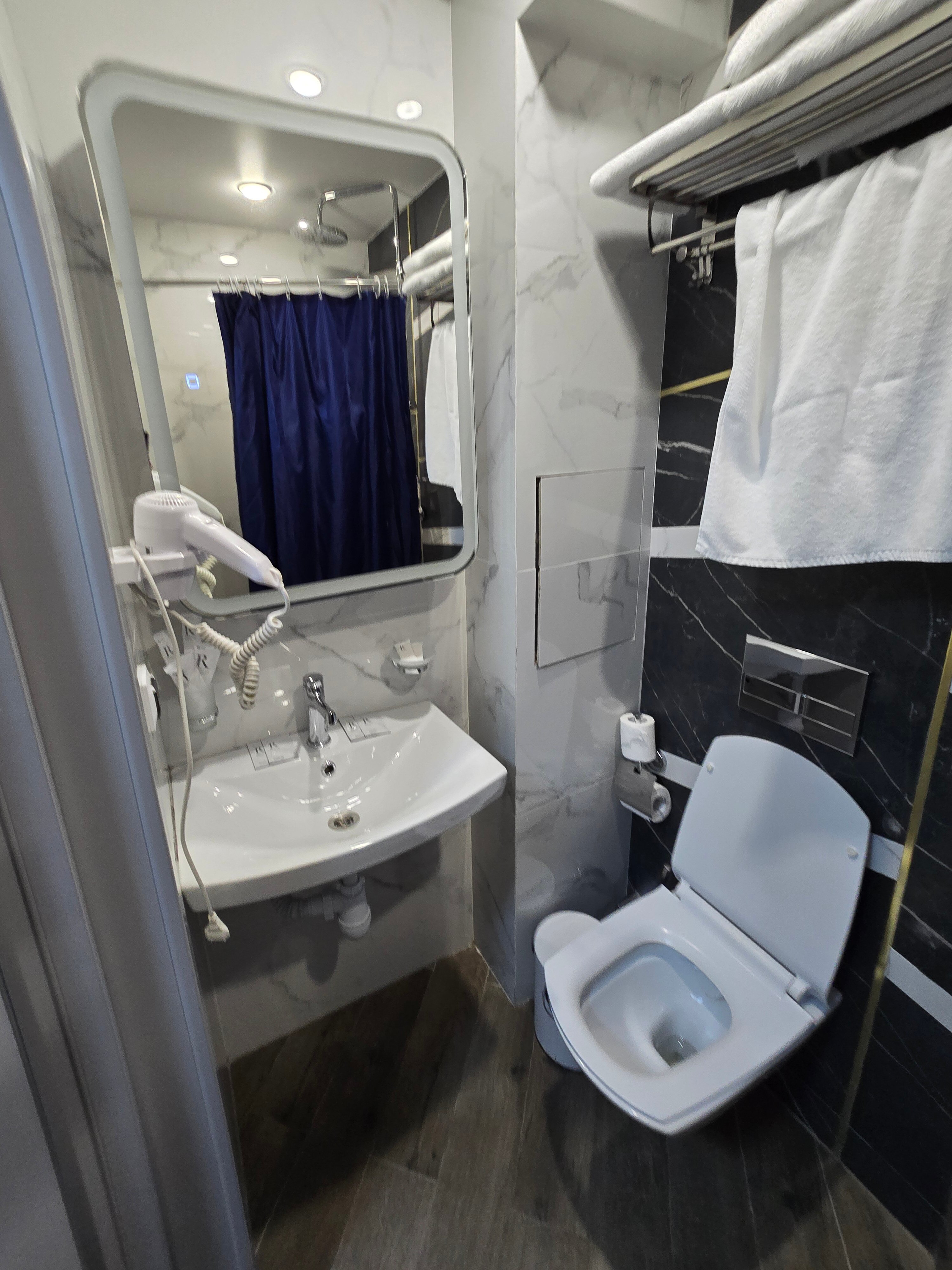 Фото Театральный