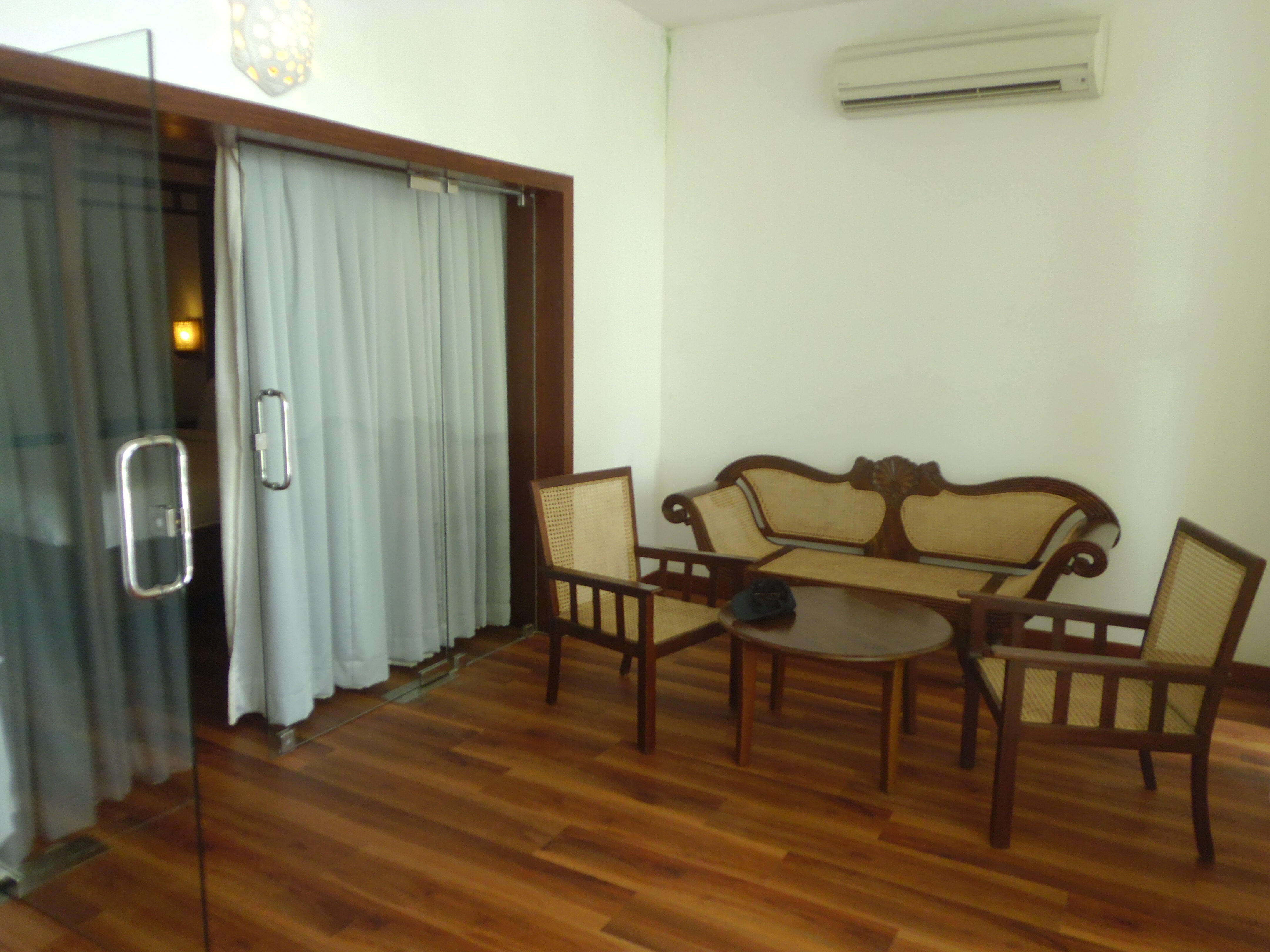 Фото Gokulam Grand Turtle On The Beach