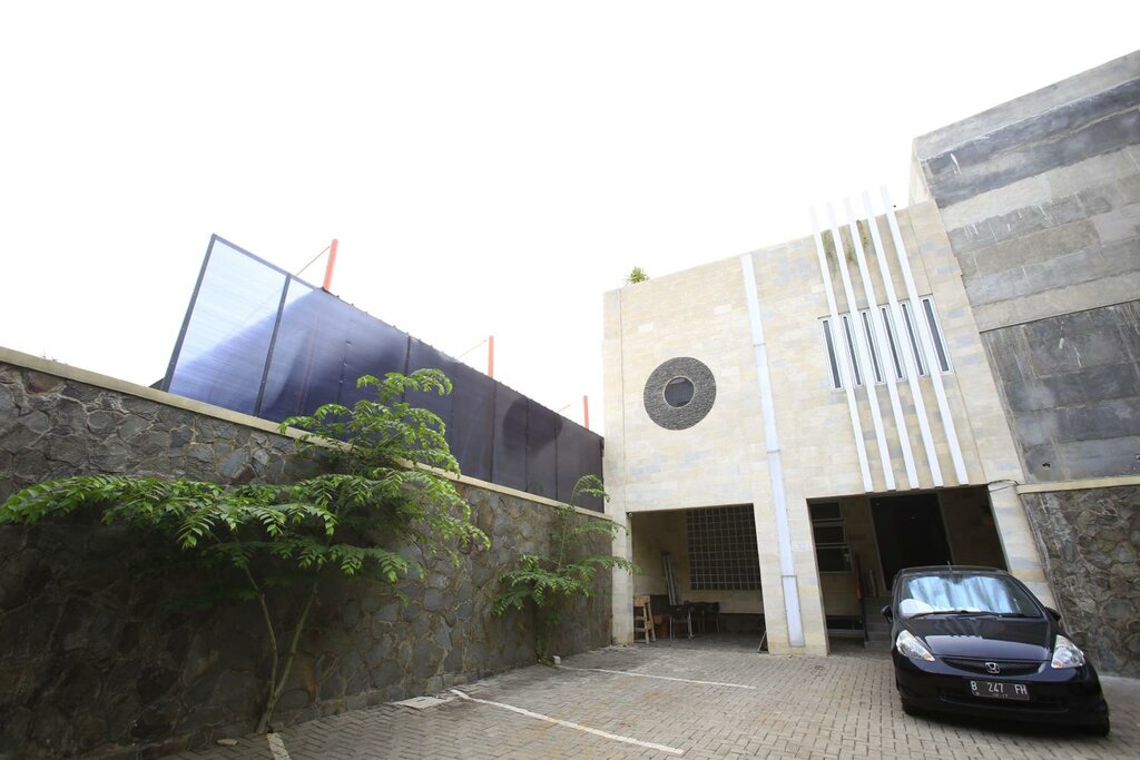 Hotel RedDoorz near Cilandak Town Square, Jakarta, photo