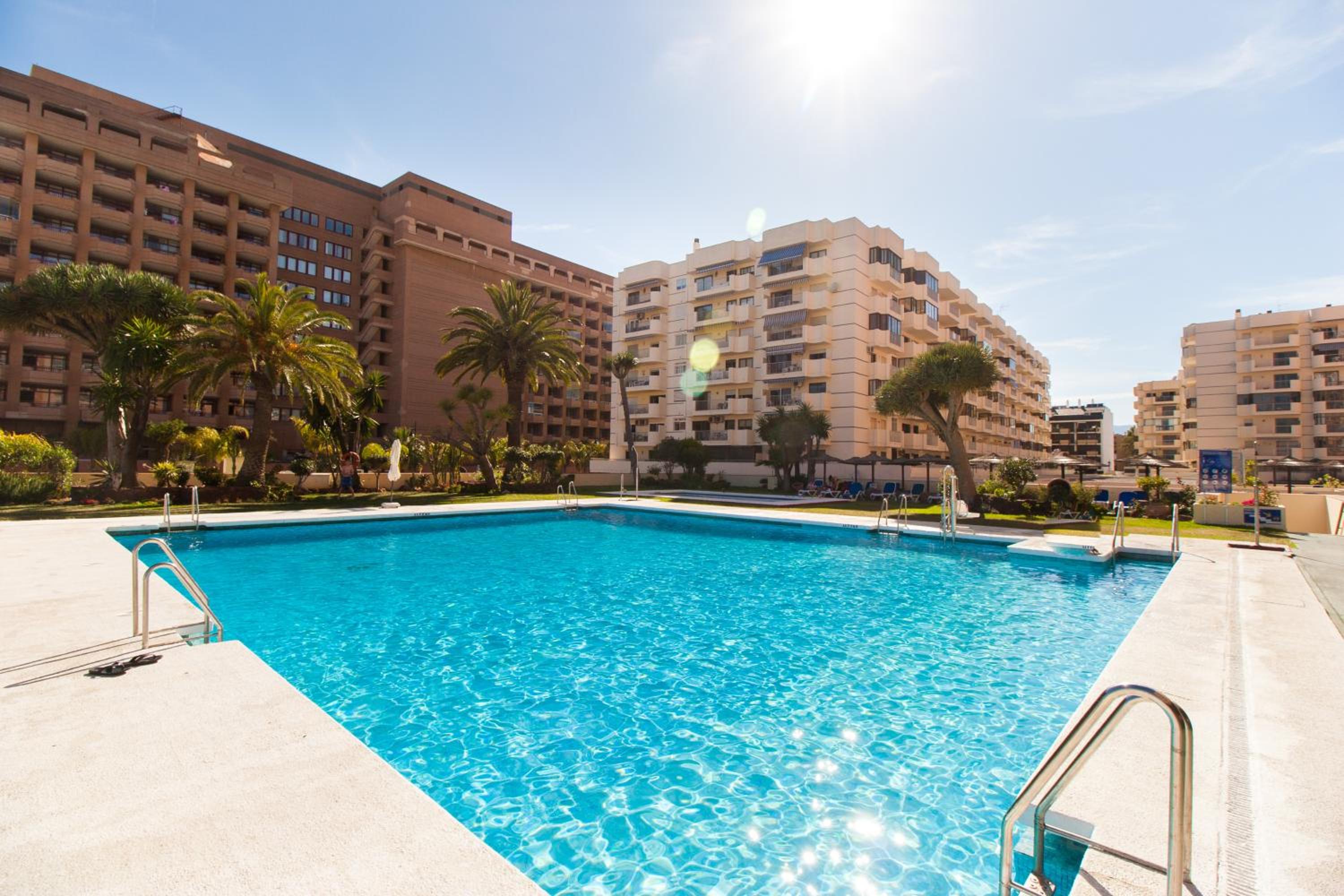 Фото Hotel Pyr Fuengirola