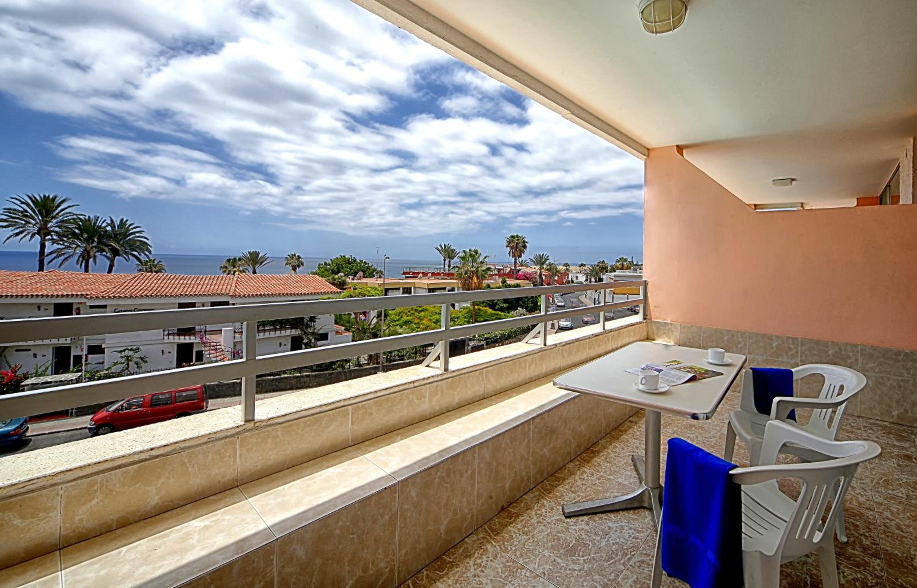 Фото Apartamentos Montemar