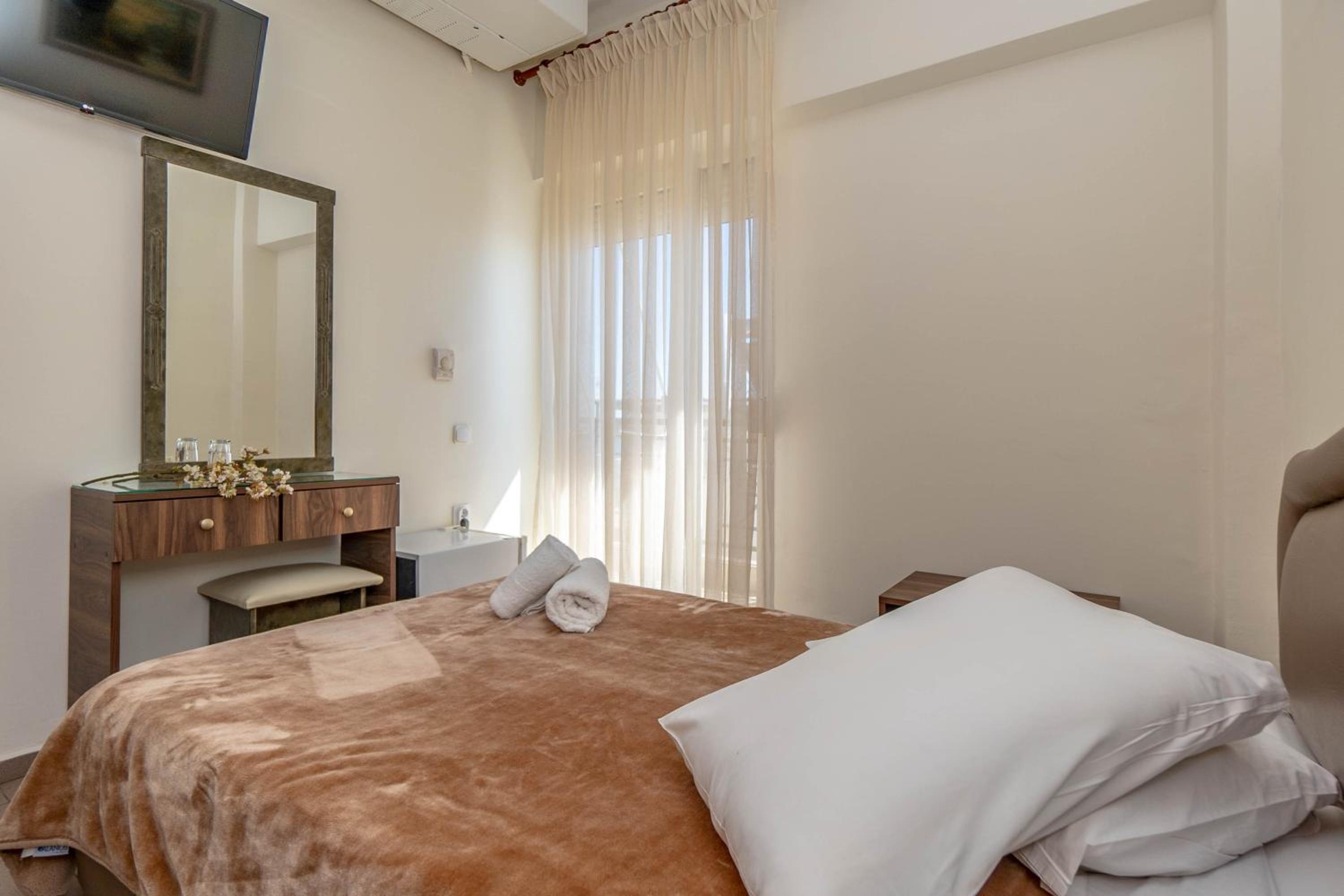 Фото Hotel Alkyon