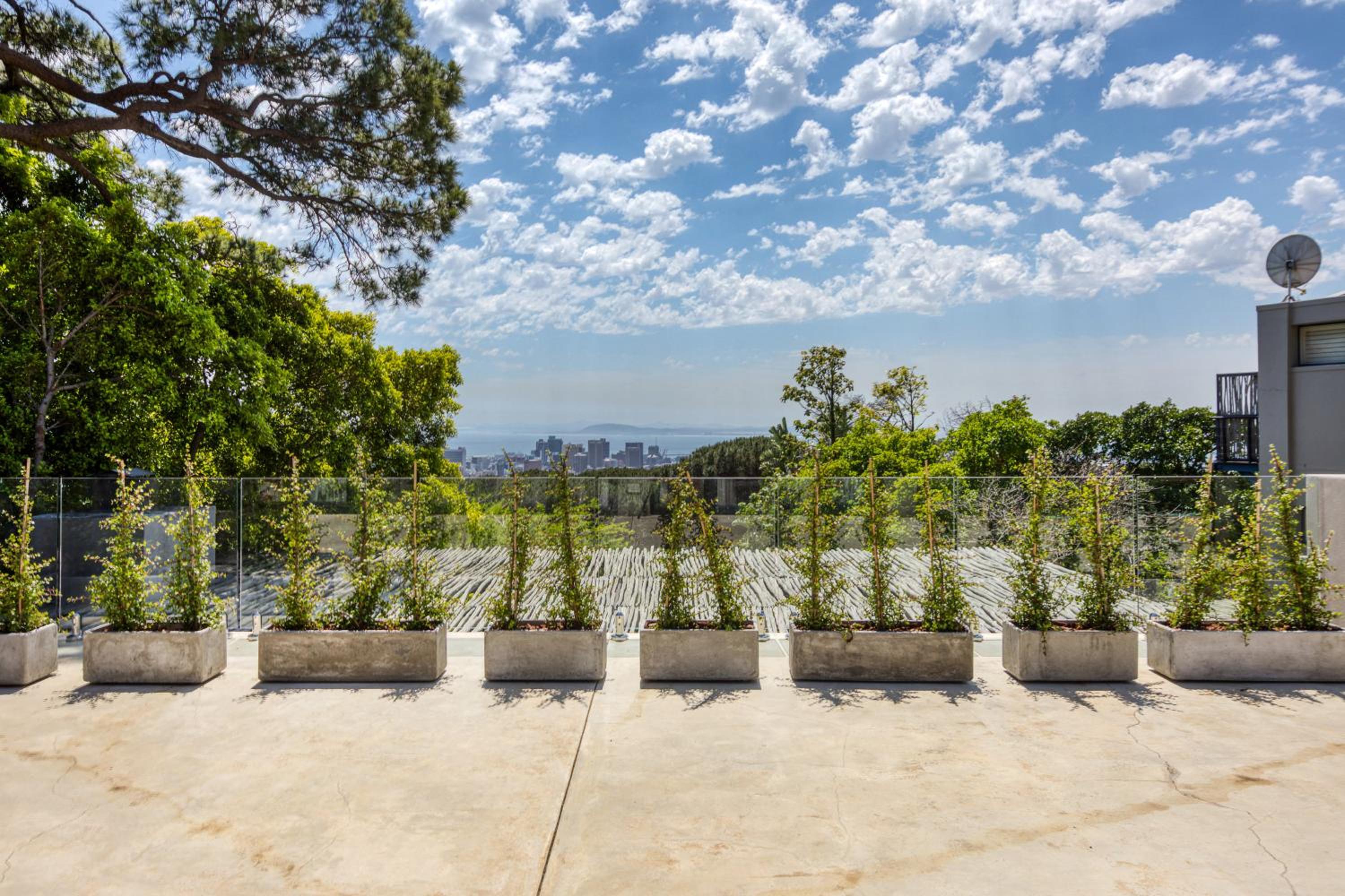 Фото Table Mountain Retreat