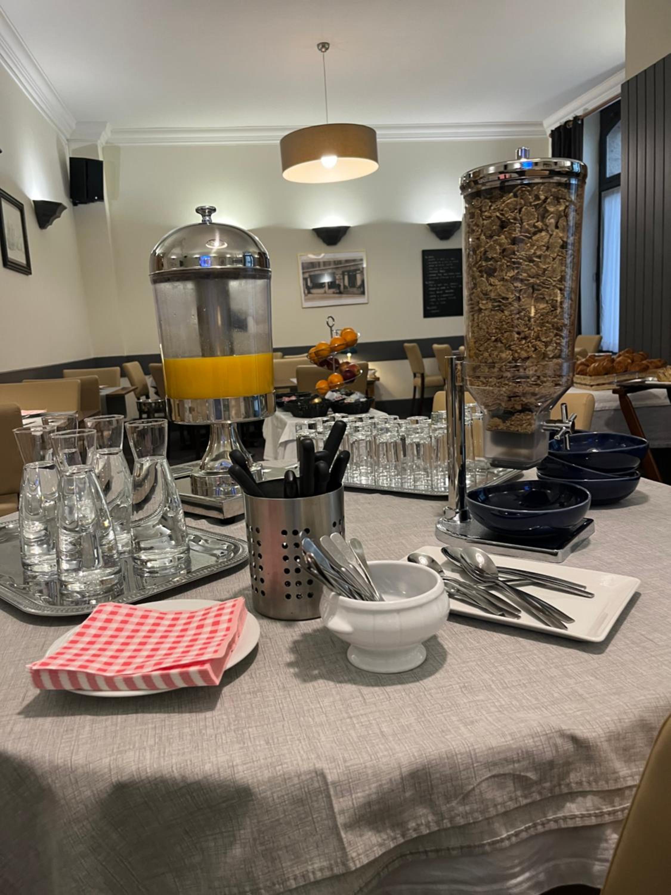 Фото Hotel Armoricaine