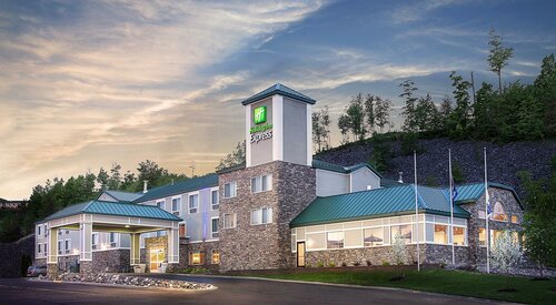 Гостиница Holiday Inn Express Houghton-Keweenaw, an Ihg Hotel