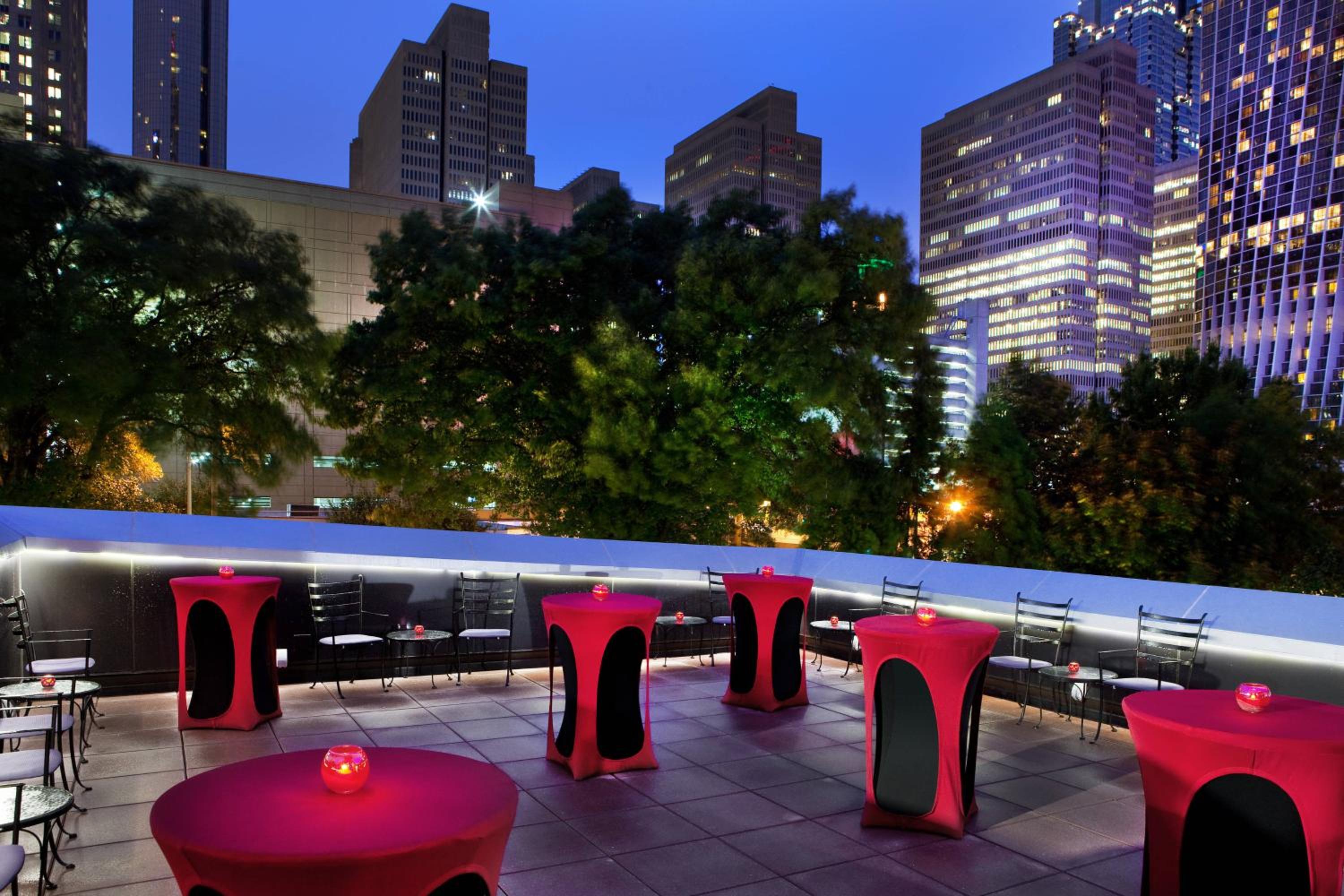 Фото Courtland Grand Hotel, Trademark Collection by Wyndham