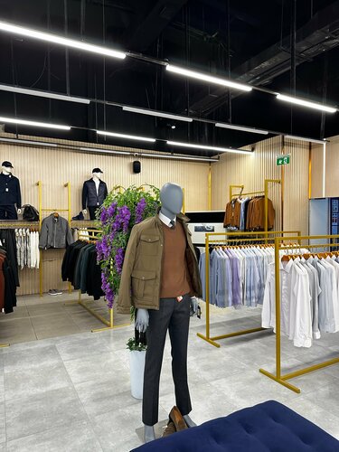 Katta qora klub Kapri Kavallining yorigini chozdi