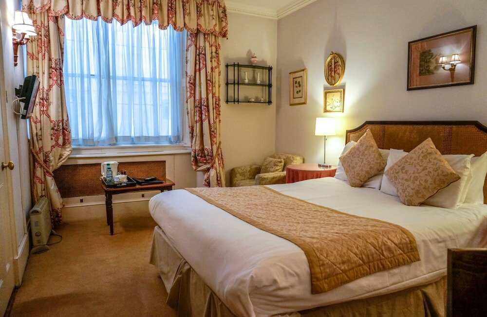 Фото The Abbey Court Notting Hill