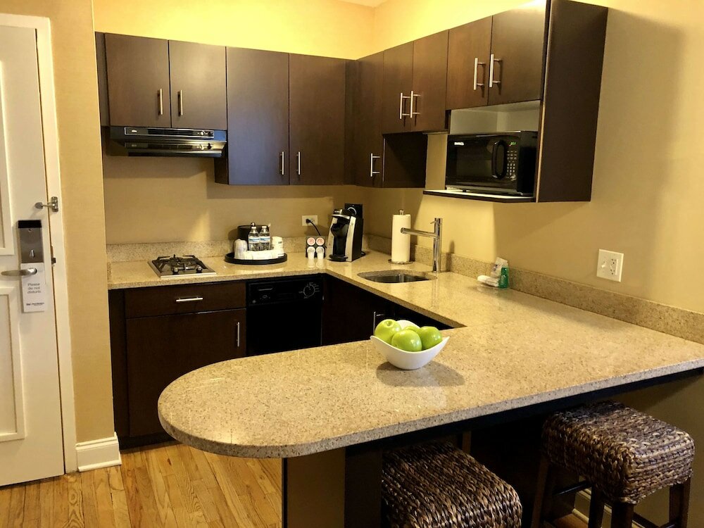 Фото Best Western Plus Hawthorne Terrace Hotel