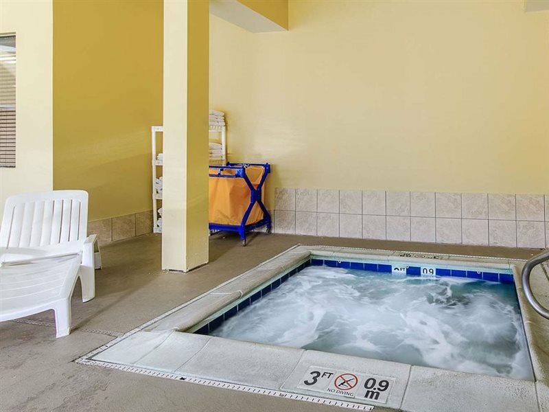 Фото Comfort Suites Wytheville