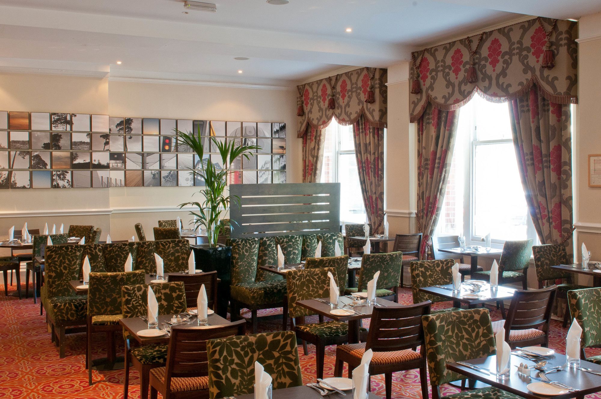 Фото The Durley Dean Hotel