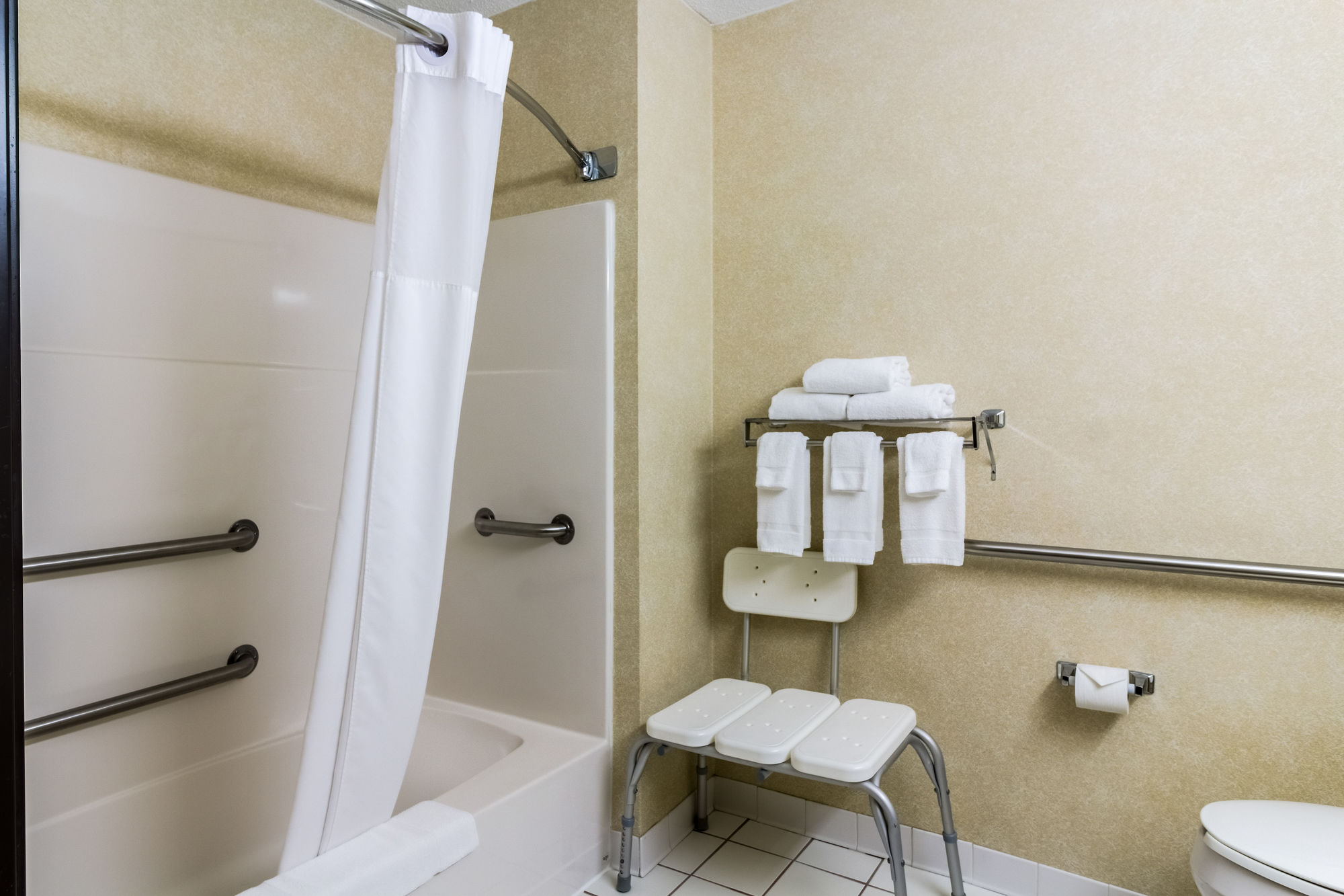 Фото Quality Inn Columbia Mall