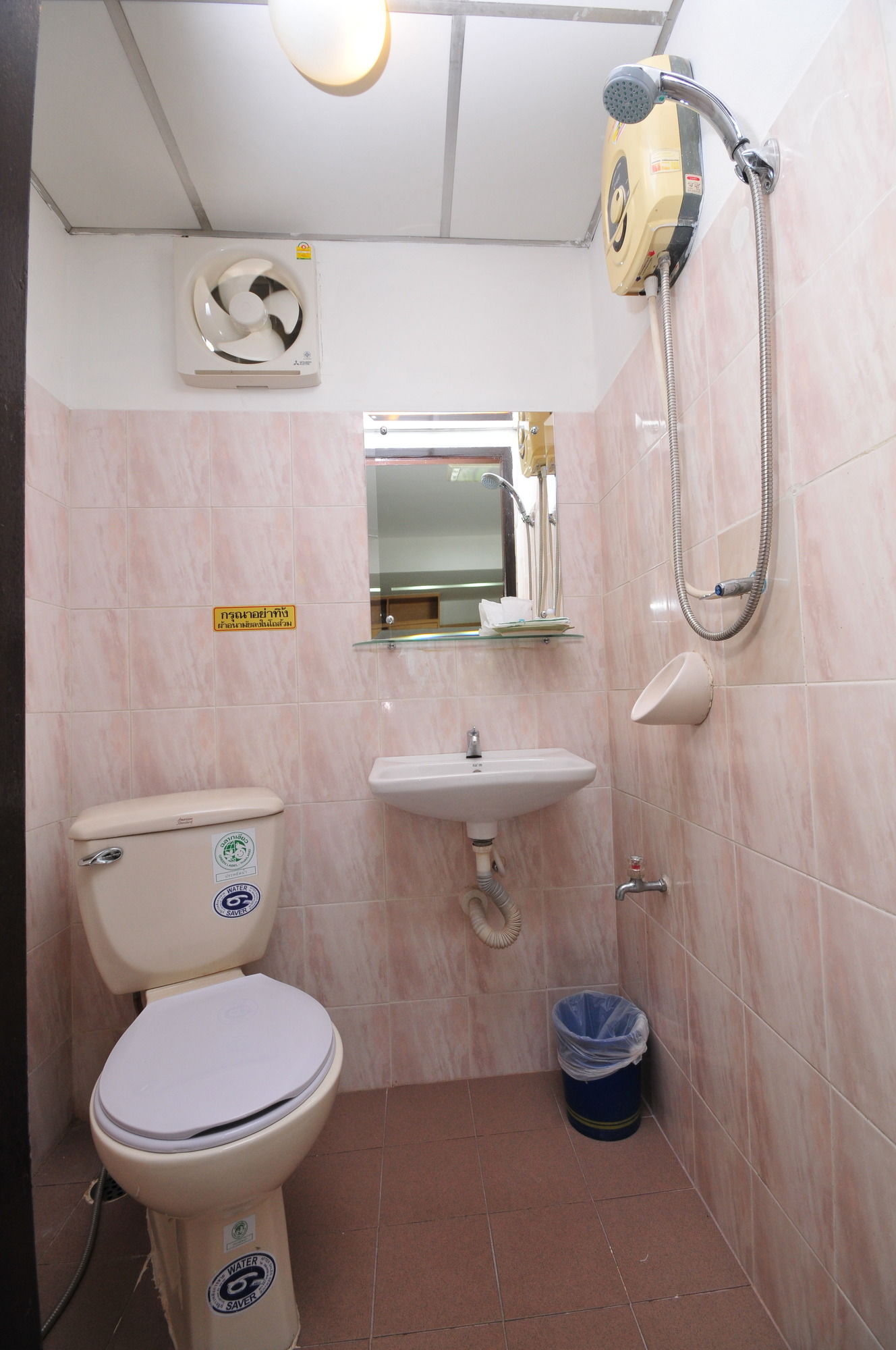 Фото Beerapan Hotel