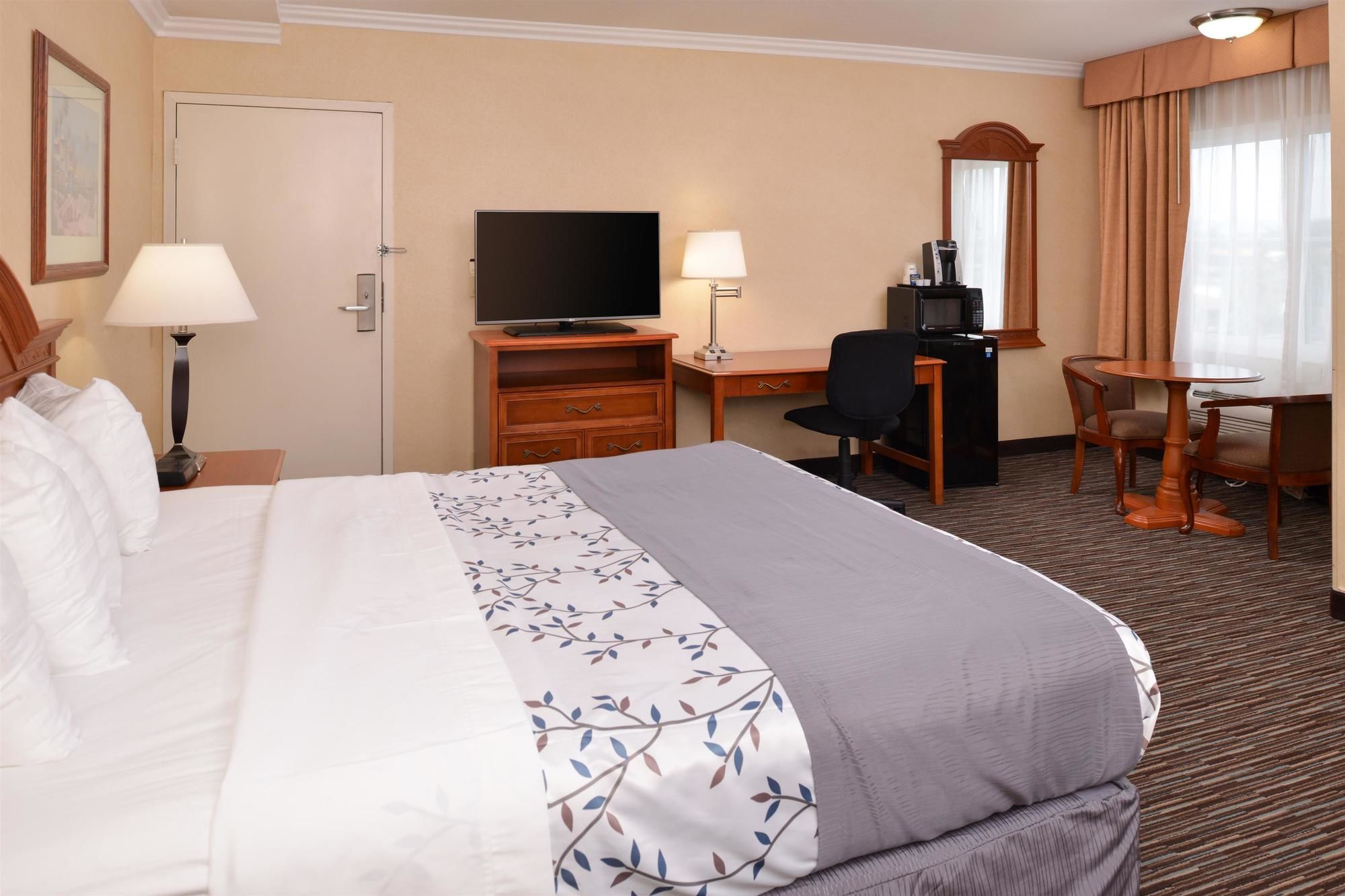 Фото Best Western Airpark Hotel-Los Angeles Lax Airport