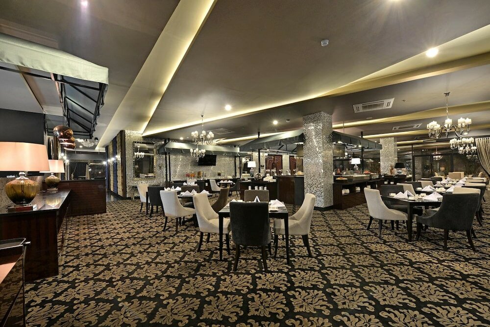 Фото Amaroossa Grande Bekasi