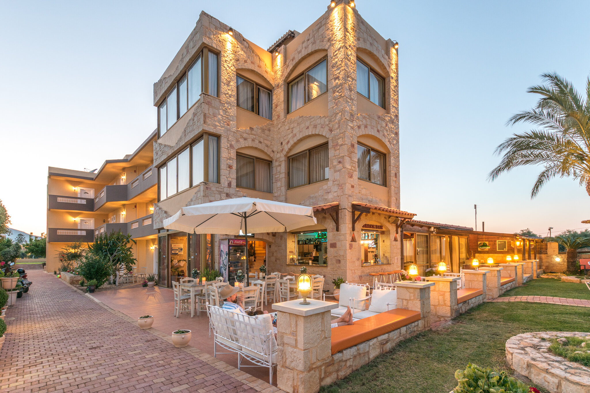 Фото отеля 3